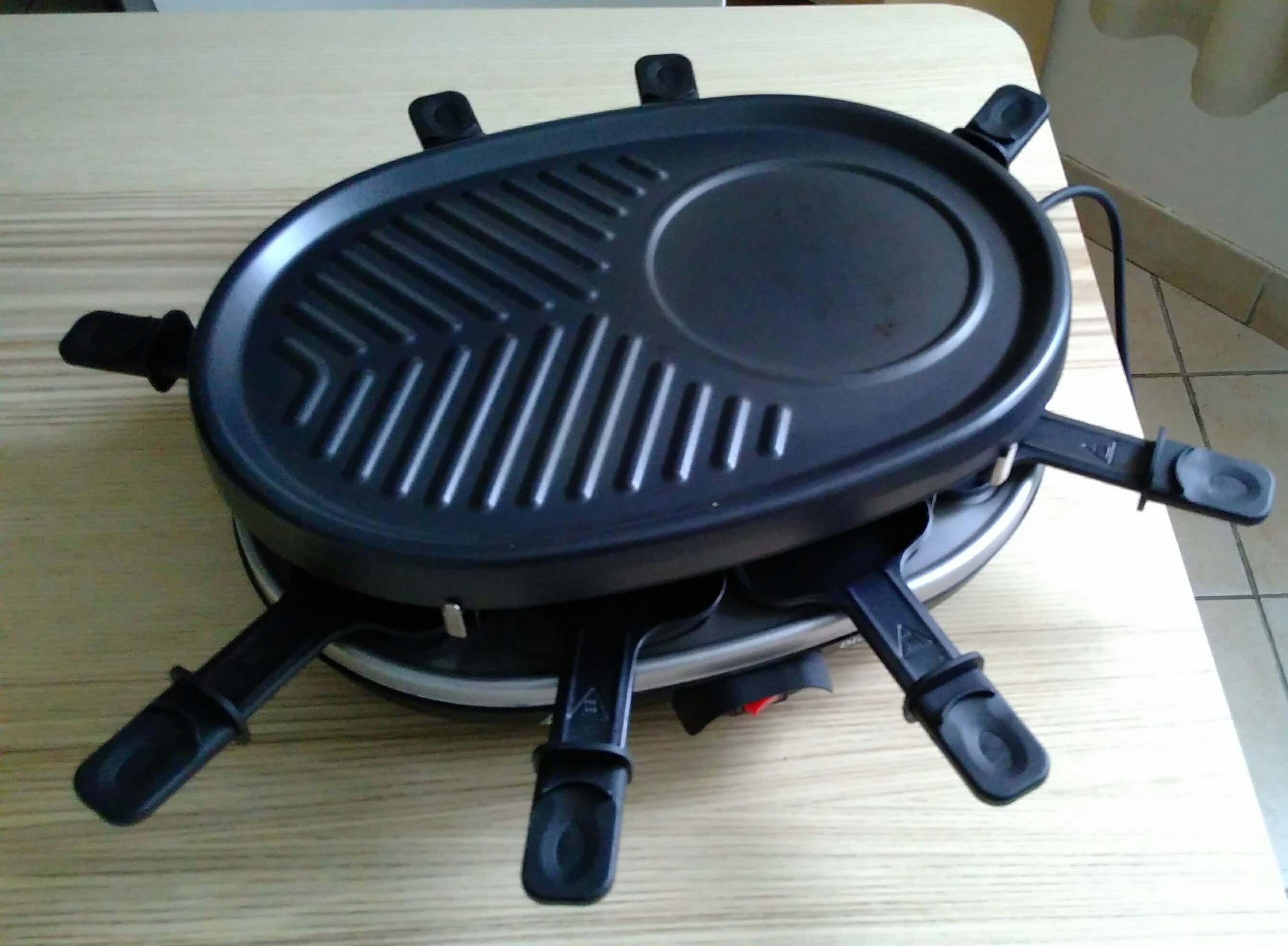 Appareil à raclette 