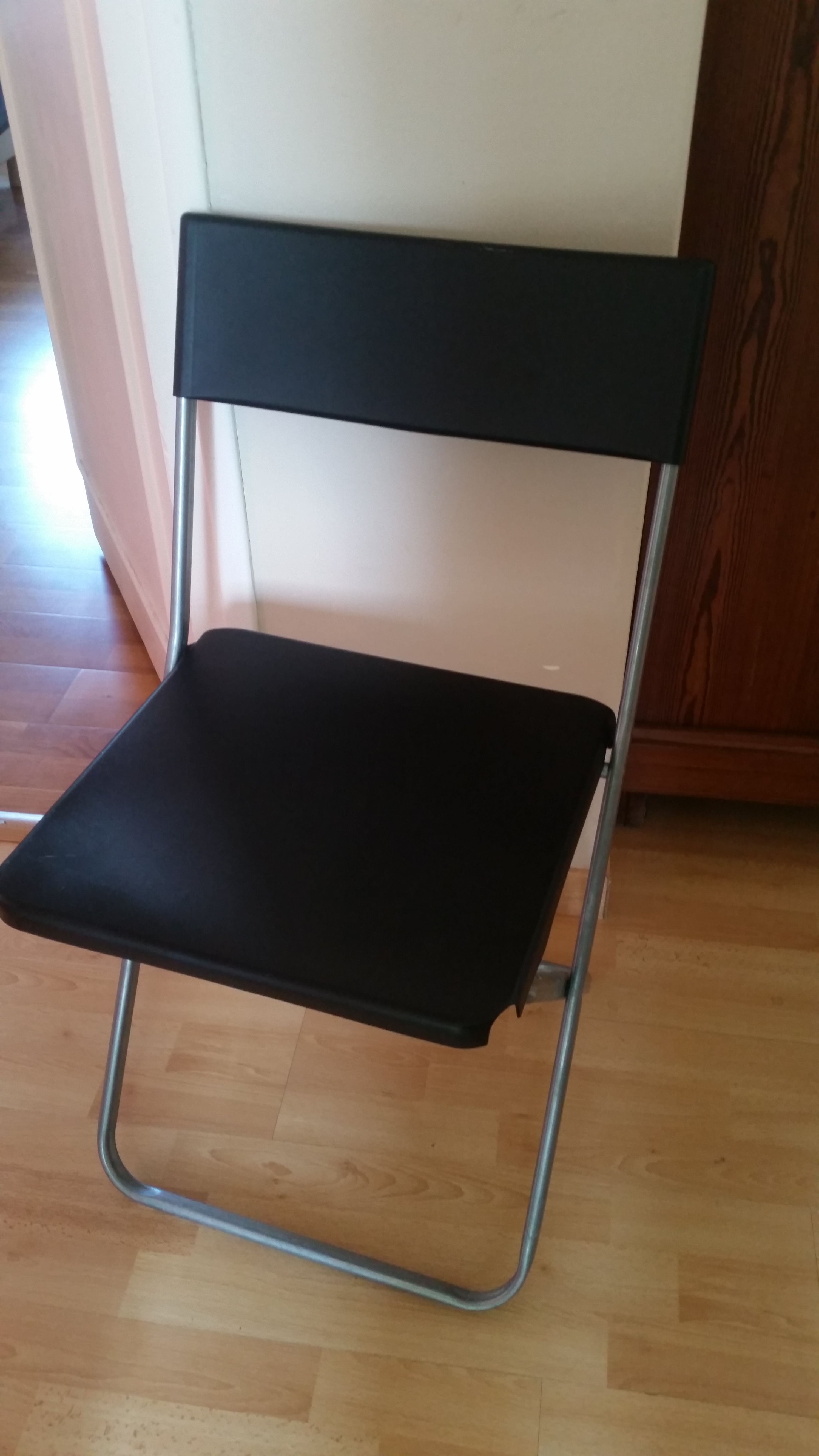 2 chaises pliantes