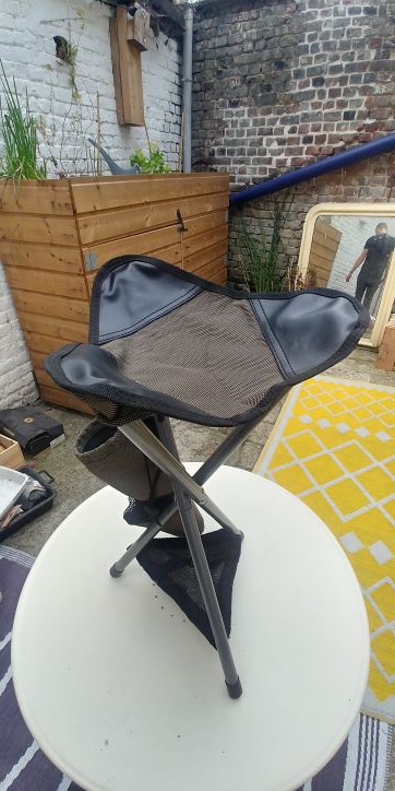Tabouret pliant